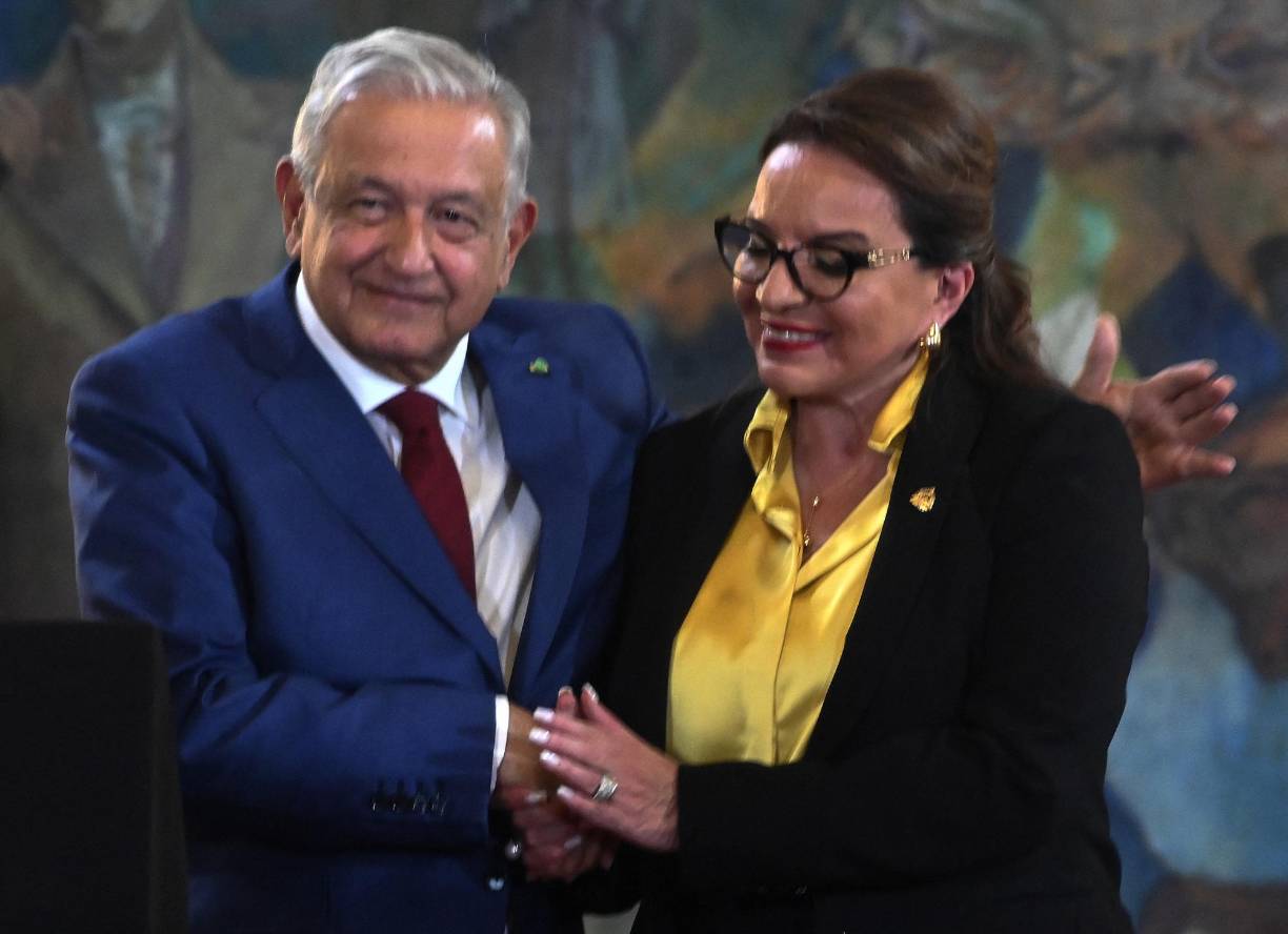 “La migración es un derecho humano, no es un delito”, enfatizó la presidenta Castro, quien comentó que Honduras será sede, en fecha no precisada, de una conferencia internacional para impulsar un plan de acción que atienda las causas estructurales de la migración e incluya “acciones concretas” de inversión para el desarrollo.