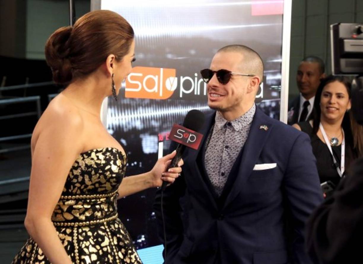 Casper Smart entrevistado por Lourdes Stephen.