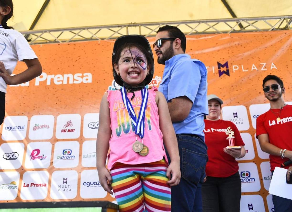 Fotos: Las premiaciones de los ganadores de la Vuelta Ciclística de LA PRENSA 2024