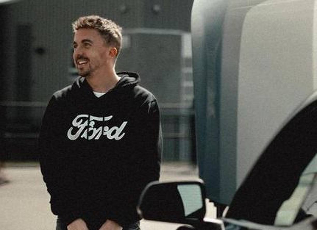 “Me entristece un poco darme cuenta de que mi sueño y las cosas que pude hacer afectaron a todos los miembros de mi familia. Cuando está sucediendo no te das cuenta del sacrificio que cada persona está haciendo por ti”, recalcó el ahora padre de Mauz Mosley Muniz, quien nació en marzo de 2021. 