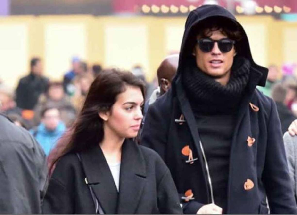 El romance entre Cristiano Ronaldo y Georgina Rodríguez se descubrió en diciembre de 2016 .