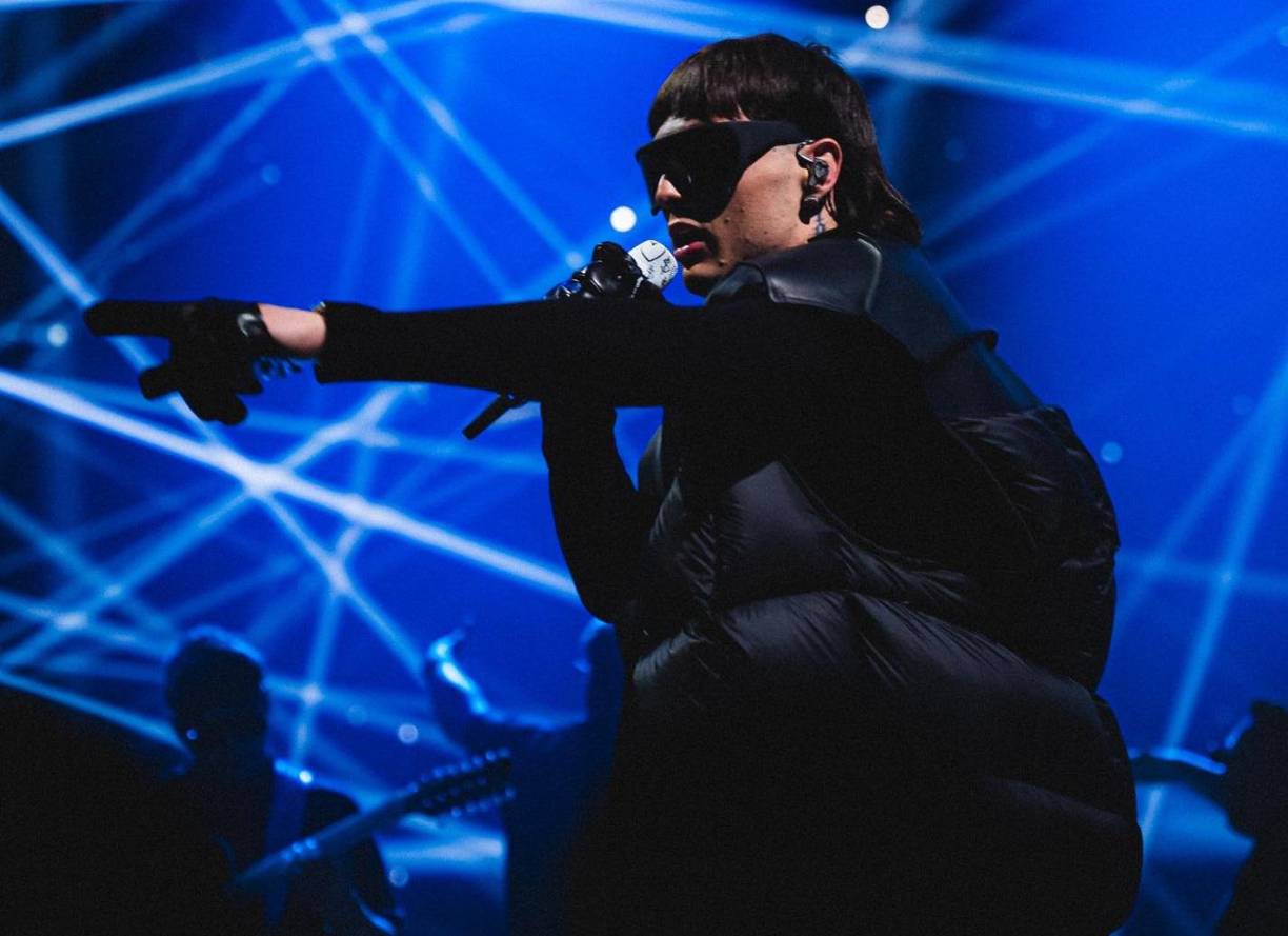 Es bien sabido por todos que este año se vio el nacimiento y éxito de los corridos tumbados y la música hecha en México; artistas de diferentes partes del mundo mostraron su asombro por voces como la de Peso Pluma o Natanael Cano. Sin embargo, fue Peso Pluma el que logró ingresar en este top como el quinto más escuchado del mundo y el primero en México.