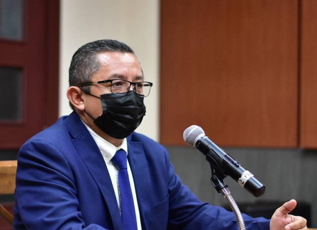 <b>2.</b> <b>Postulante Santos Alberto Osorto, Abogado, Máster en Derecho Procesal Laboral:</b>“Que el CN realice las audiencias públicas abre las puertas a los profesionales para demostrar sus capacidades. La experiencia ha sido muy buena y me postulé porque tengo el perfil profesional idóneo”, dijo. 