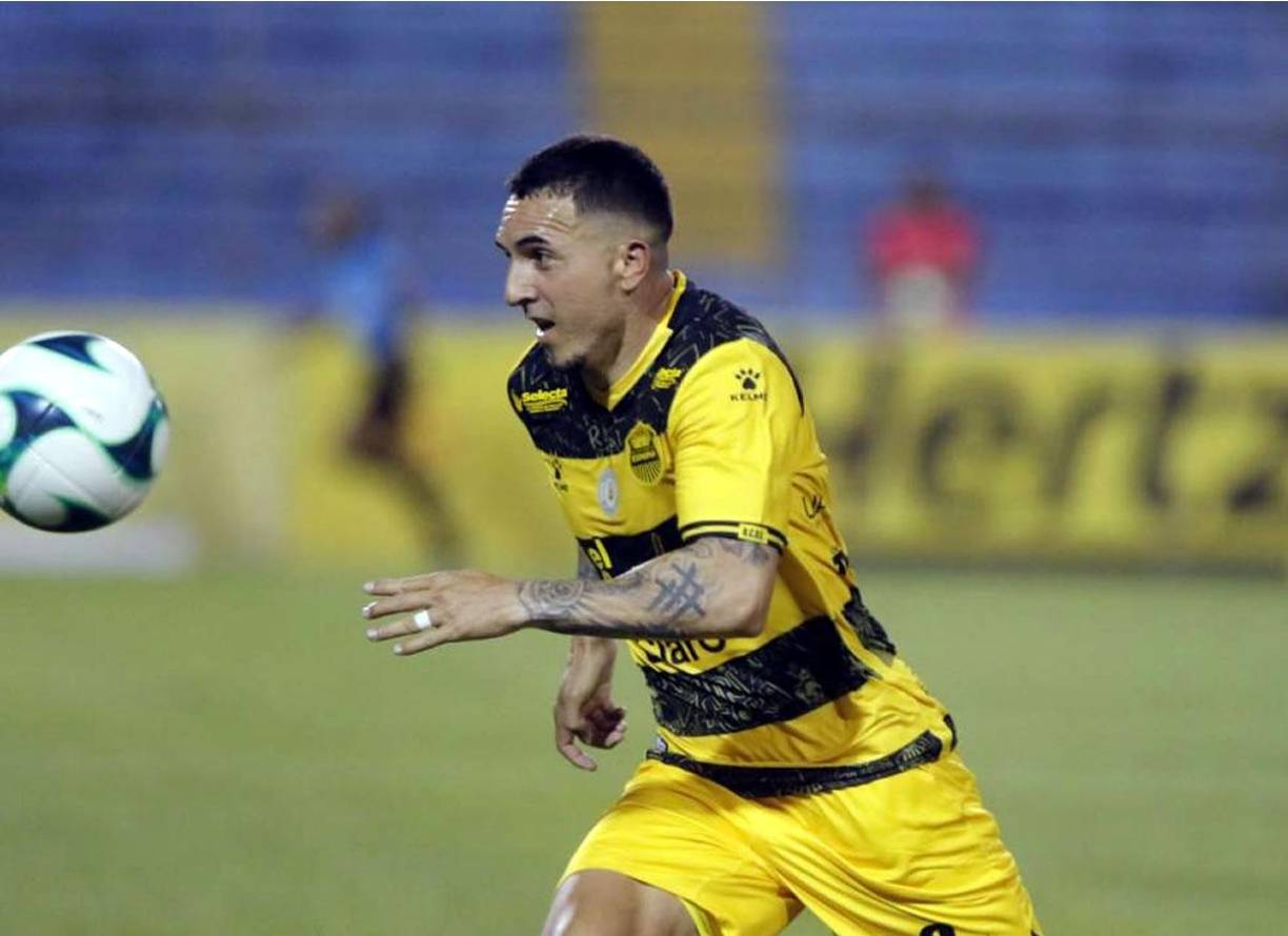 Óscar Raí Villa - El delantero mexicano tampoco continuará en el Real España. En 11 partidos solo pudo convertir un gol.