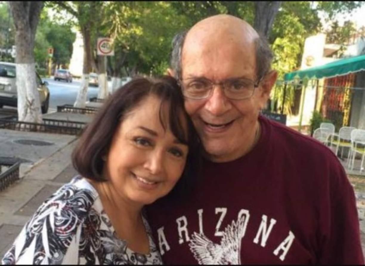 Para la actriz de 69 años los meses tras la pérdida de su esposo no fueron fácil, la pareja estuvo casada por casi cinco décadas, pero mencionó que el cariño de su familia y el apoyo incondicional que le brindaron durante estos meses fueron los pilares fundamentales para salir adelante de este periodo<br/>