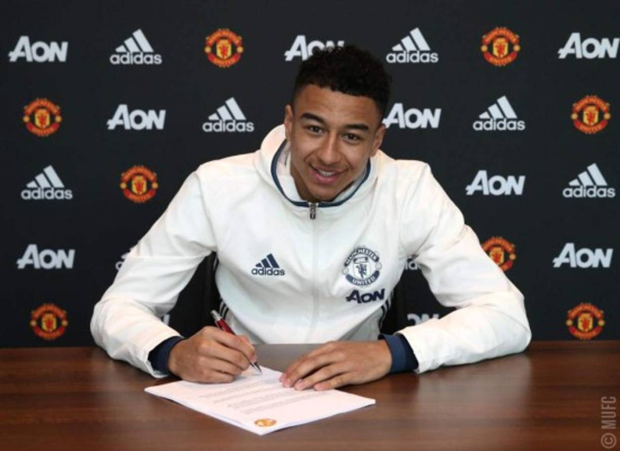 El Manchester United renueva contrato con Jesse Lingard hasta 2021 con opción a un año adicional.