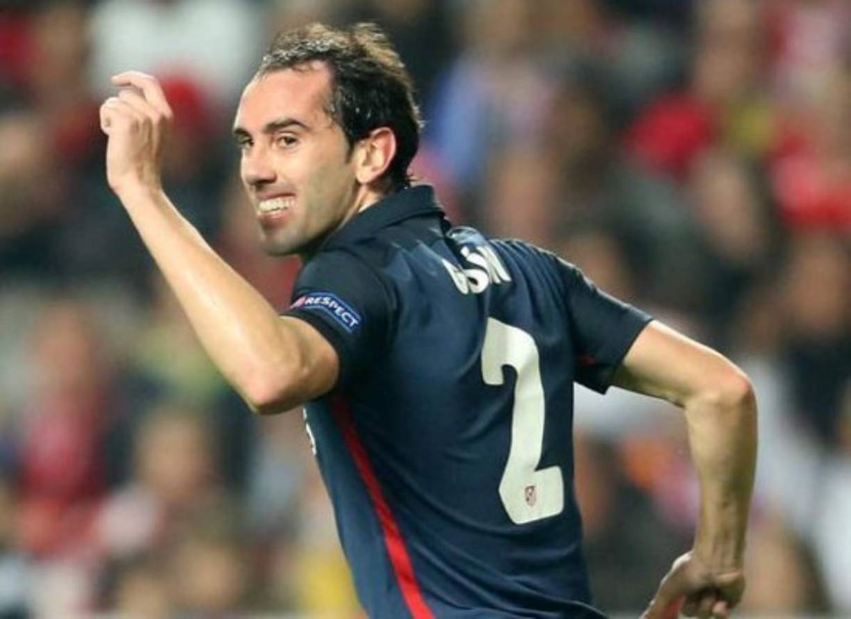 France's Benjamin Pavard celebrates after scoring his team's second goal during the Russia 2018 World Cup round of 16 football match between France and Argentina at the Kazan Arena in Kazan on June 30, 2018. / AFP PHOTO / SAEED KHAN / RESTRICTED TO EDITORIAL USE - NO MOBILE PUSH ALERTS/DOWNLOADS