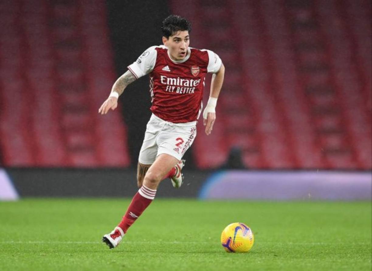 Héctor Bellerín está muy cerca de ser otro fichaje del FC Barcelona para la próxima temporada. Según Daily Mirror, el club culé está muy pendiente del lateral español para un posible regreso al Camp Nou en el mercado del próximo verano. De acuerdo con esta información, Joan Laporta, candidato a la presidencia del equipo culé, tiene en su agenda al jugador en el caso de que saliera elegido como presidente. De ahí que los gunners ya estén trabajando en el posible sustituto del lateral español. Sería Tariq Lamptey, del Brighton. <br/><br/>Bellerín, de 25 años, abandonó el Barça con 17 y ahora podría regresar.