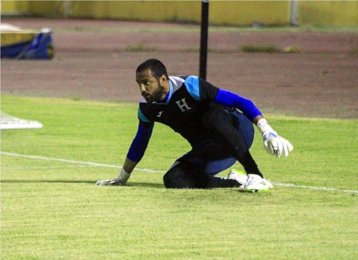 PORTERO - Edrick Menjívar será el guardián titular de la Bicolor Nacional ante Cuba en la batalla final por el boleto a cuartos de final de la Nations League de Concacaf.