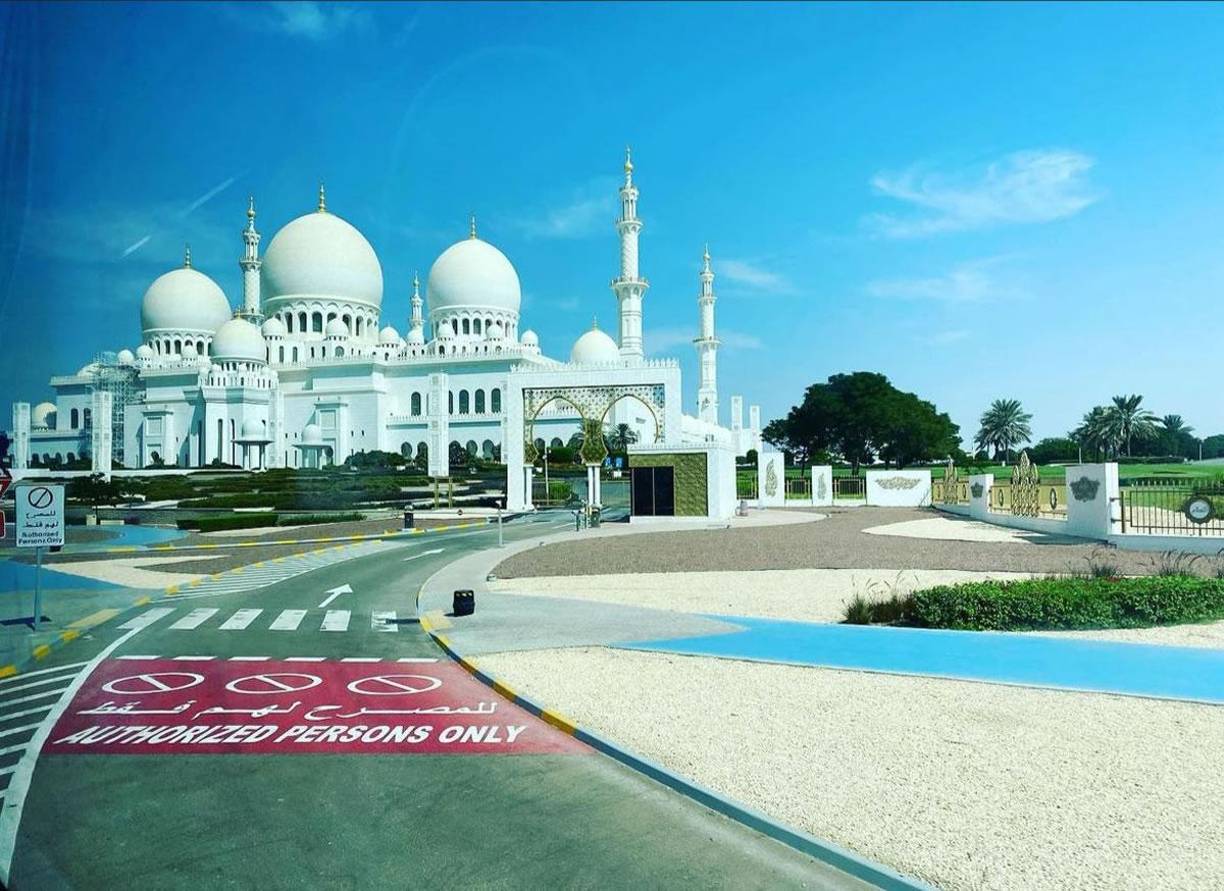 ‘El Chino‘ López subió a sus redes sociales esta imagen de Abu Dabi, donde empataron 0-0 contra Arabia Saudita en el último partido de la Selección de Honduras en 2022.