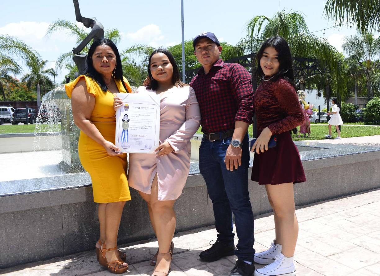 Miriam Jaco, Diany, Ángel y Dayany Rosa