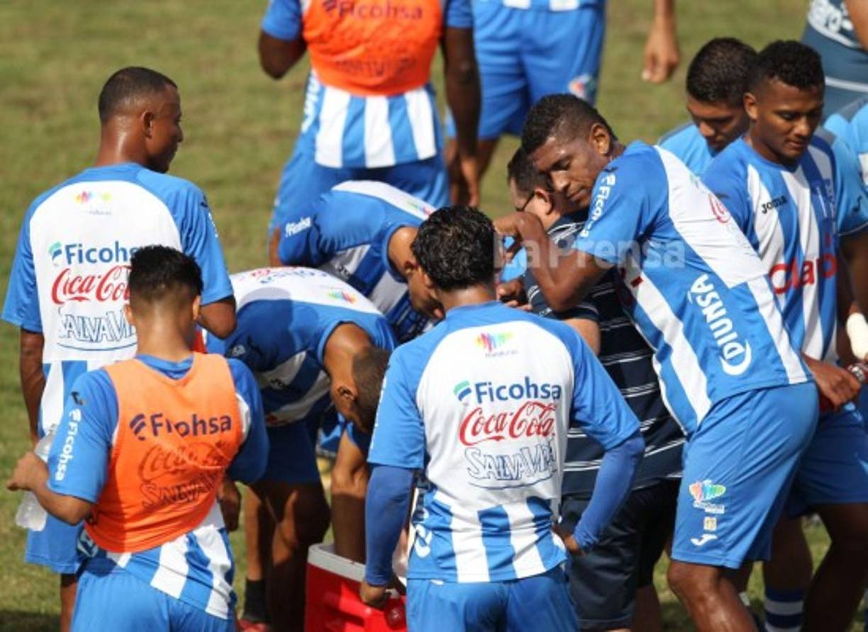 A Carlo Costly se le ha visto con nuevos aires en la H.