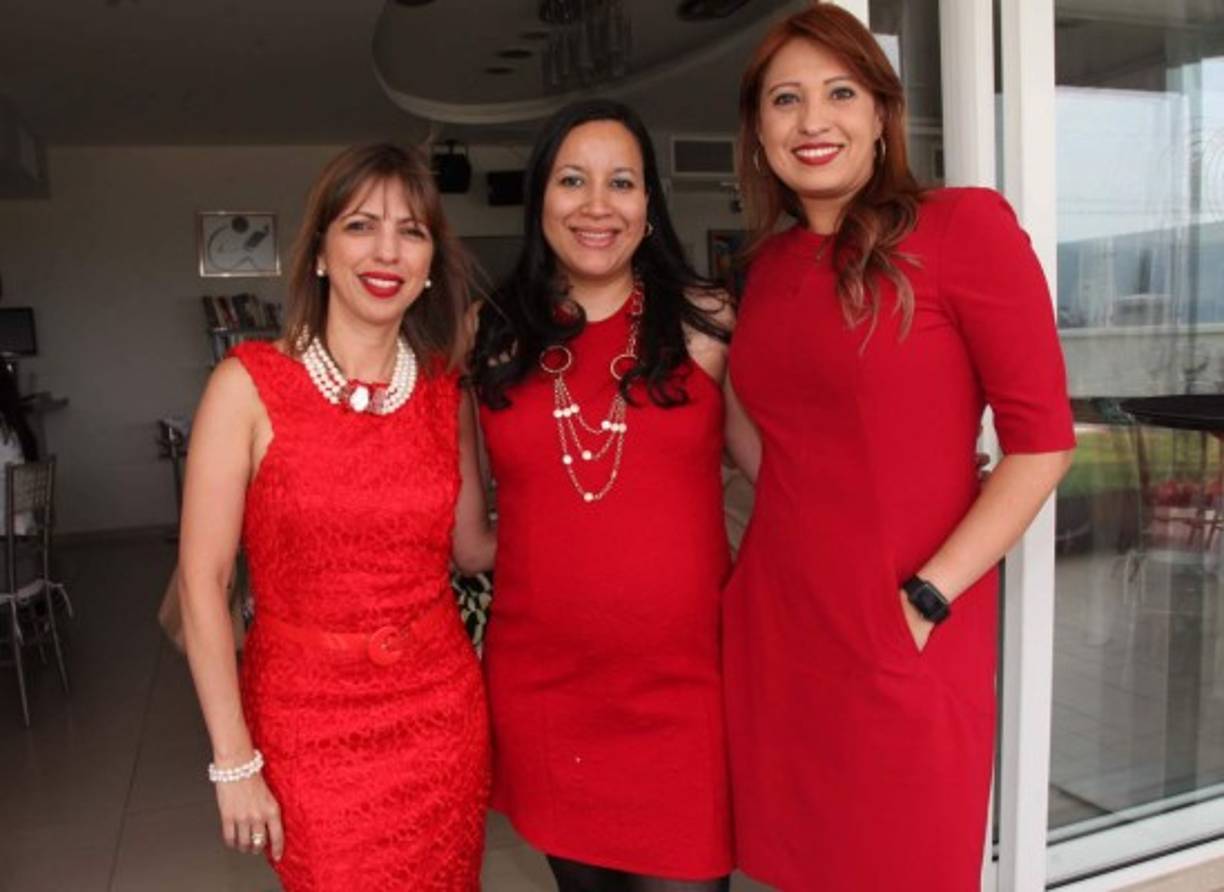 Caro Maradiaga y Vania Valenzuela