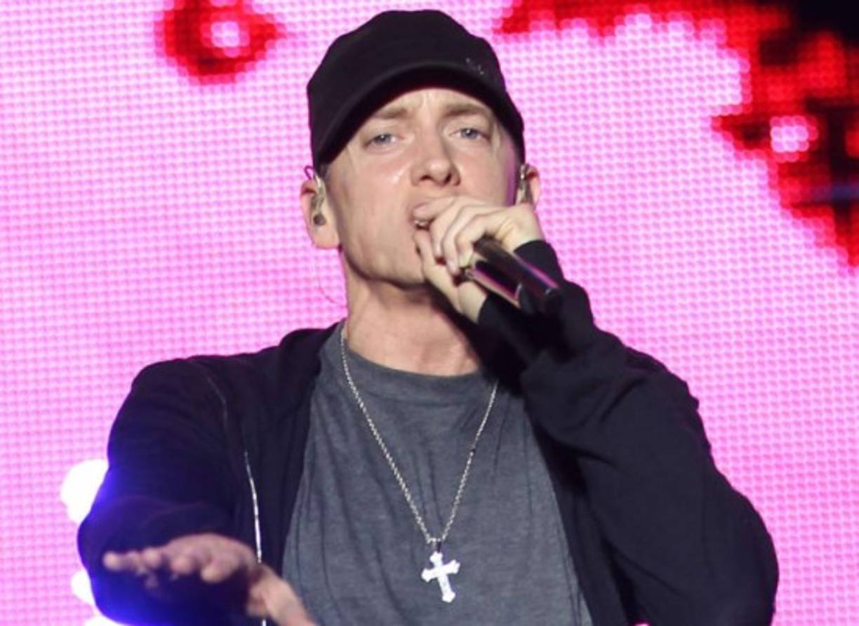 El nombre del rapero Eminem es Marshall Bruce Mathers III.