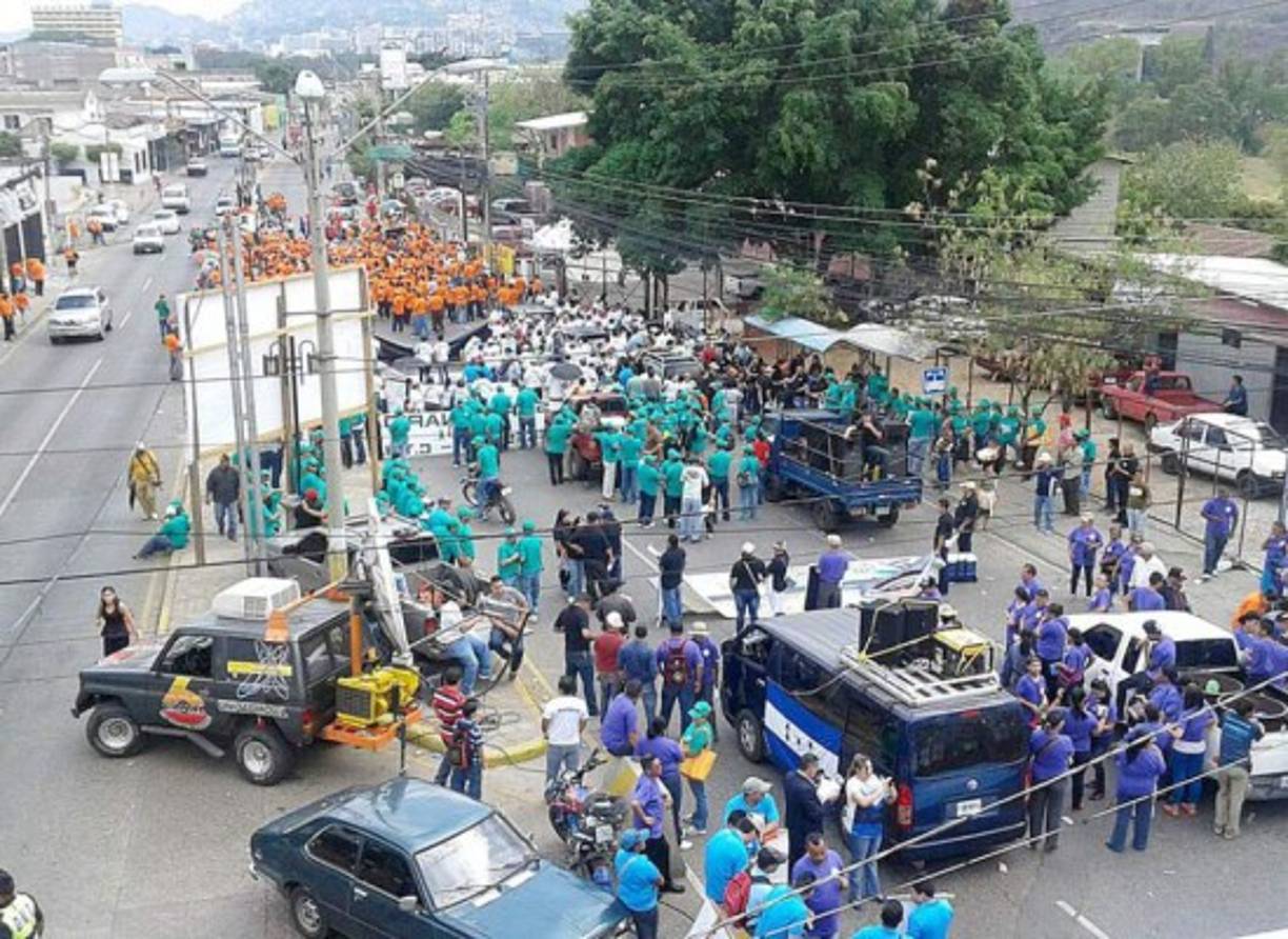 Marcha del Día del Trabajo en Tegucigalpa.