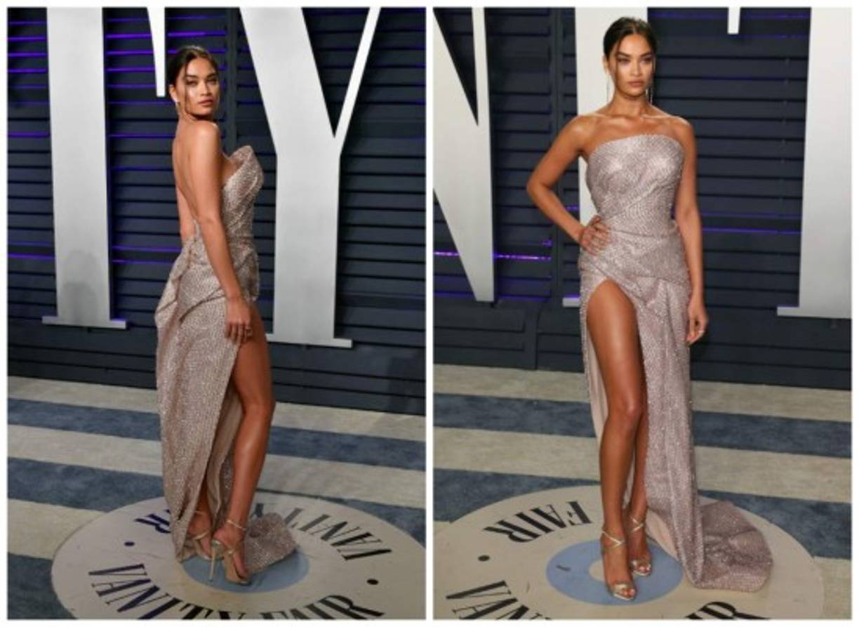 La modelo Shanina Shaik, de 28 años, se veía exquisita con un vestido deslumbrante con un arriesgado escote en las piernas y espalda.<br/><br/>Sin embargo, según varios medios la modelo mostró de más debido a la separación del escote de su vestido ¿será?