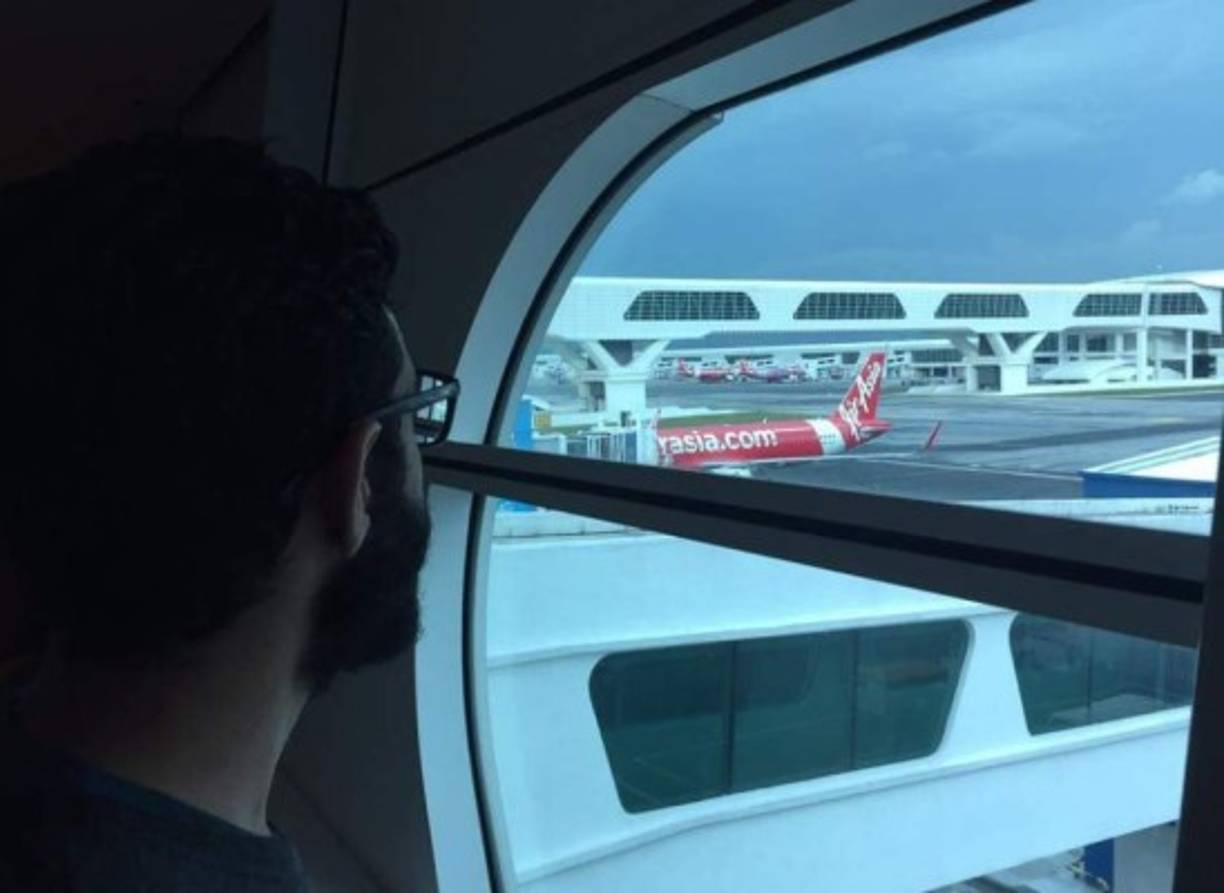 Lleva más de 139 días varado en el aeropuerto entre el apuro de los pasajeros y la esperanza de que su situación se resuelva.