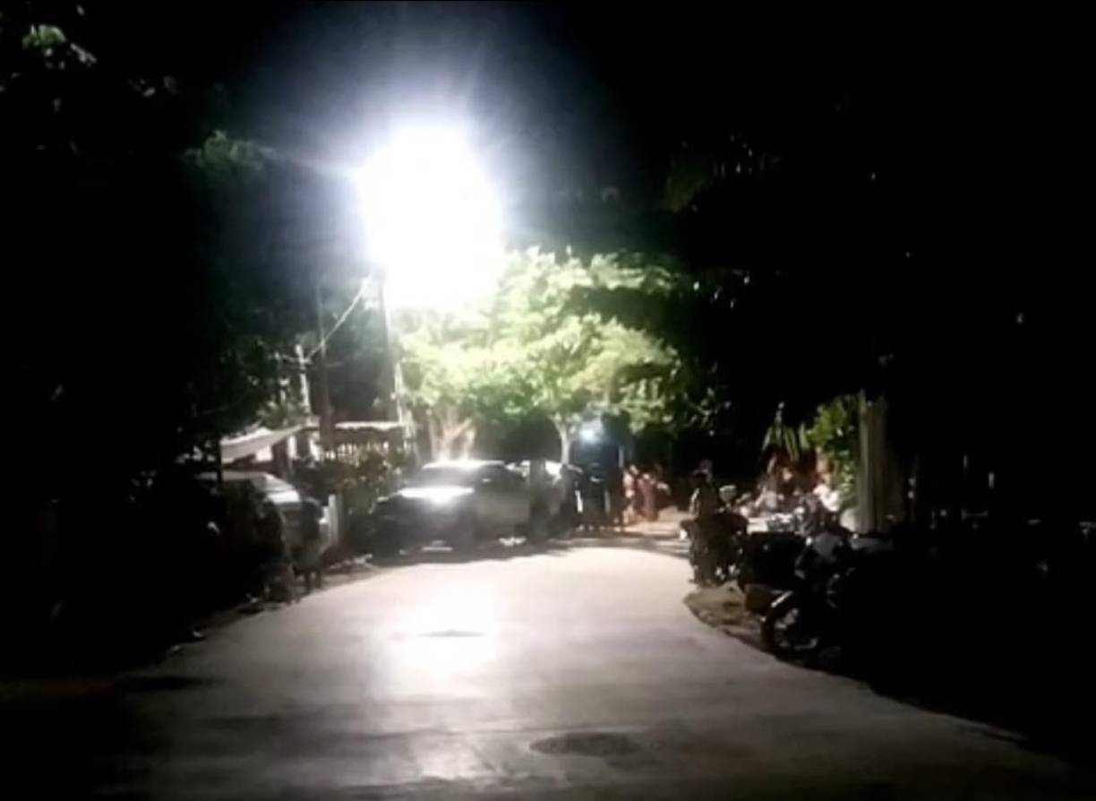 Este es el lugar en donde quedaron los dos cuerpos sin vida de los dos amigos.