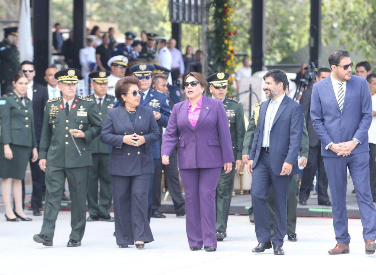 Israel declaró la guerra al grupo terrorista Hamás tras el ataque del 7 de octubre y lanzó una ofensiva militar en Gaza que ha causado al menos 21.110 muertos y 55.243 heridos, la mayoría niños y mujeres, según el Ministerio de Sanidad del enclave palestino.