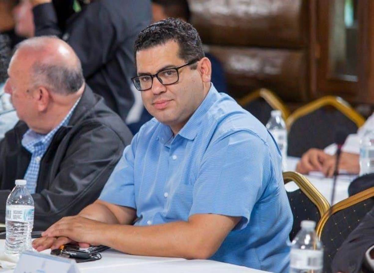 Asimismo, la entrevistadora le preguntó a Briceño si dicho sueldo le ajustaba y esto respondió: “No ajusta, les voy a ser sinceros, no ajusta”, al tiempo que detalló las razones por las que el jugoso salario que ostenta no cubre sus necesidades. 