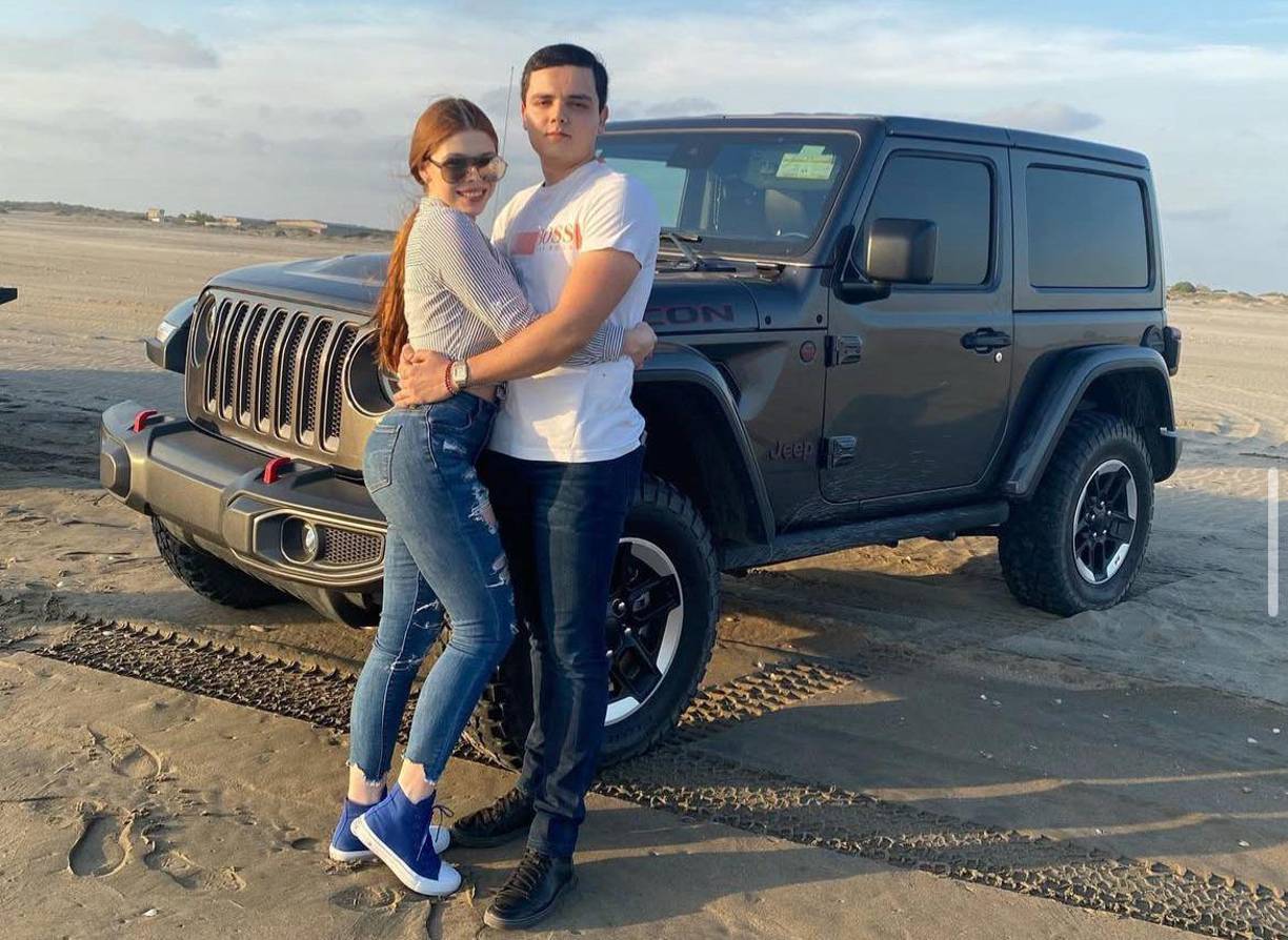 En el posteo adjunto una imagen con el texto siguiente: “si tu esposo busca discutir en estos días... no le hagas caso, quiere quedarse con todo el aguinaldo, no caigas en provocaciones” y añadió: “pónganse vivas, que no les gane el coraje, déjenlos ser jajajaja”.