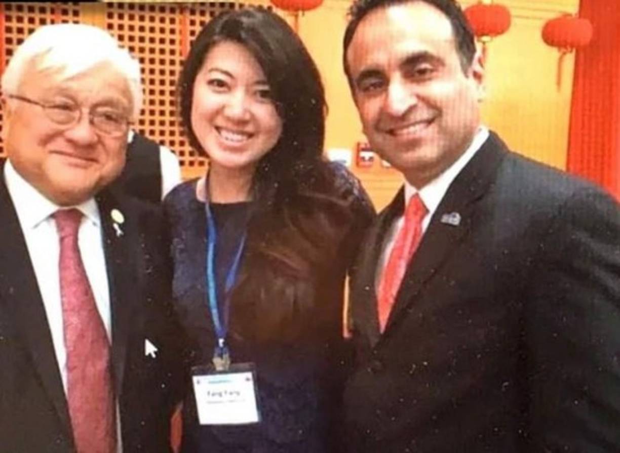 Según Axios, el FBI descubrió que Fang mantuvo relaciones íntimas con al menos dos alcaldes de Ohio con el objetivo de obtener información confidencial sobre sus políticas.