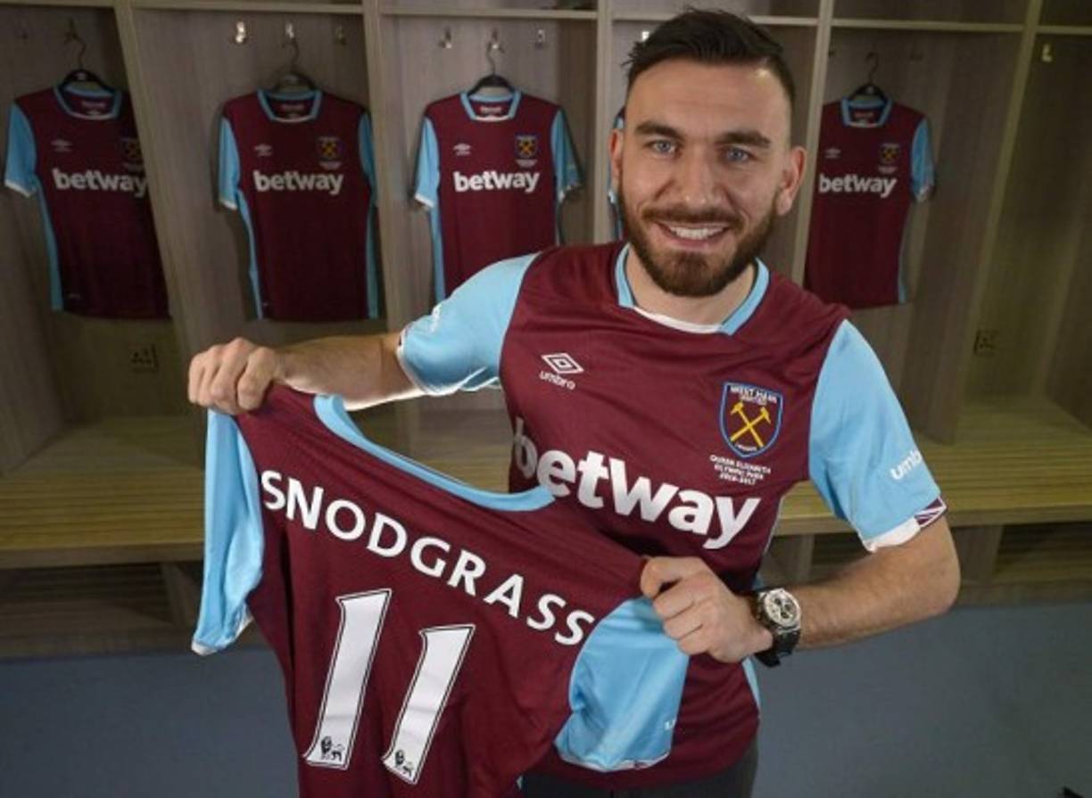 El West Ham United ya tiene relevo para Dimitri Payet, han incorporado a Robert Snodgrass por 12 Millones de euros. El hasta ahora centrocampista del Hull City firma por tres temporadas con los hammers.