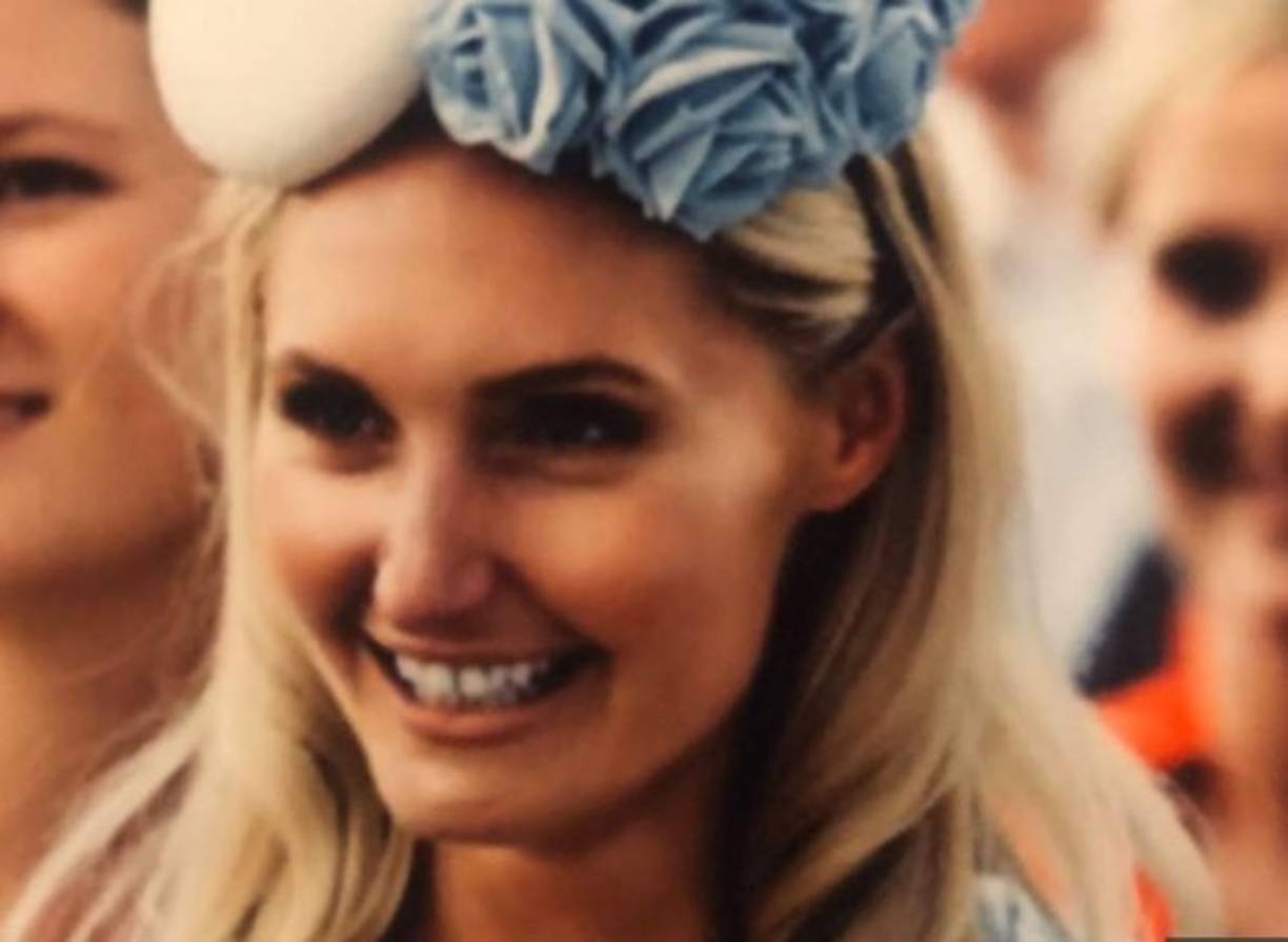 Los reflectores de la prensa ya están sobre la hermosa docente que además de belleza posee un espíritu creativo segun afirman quienes la conocen.