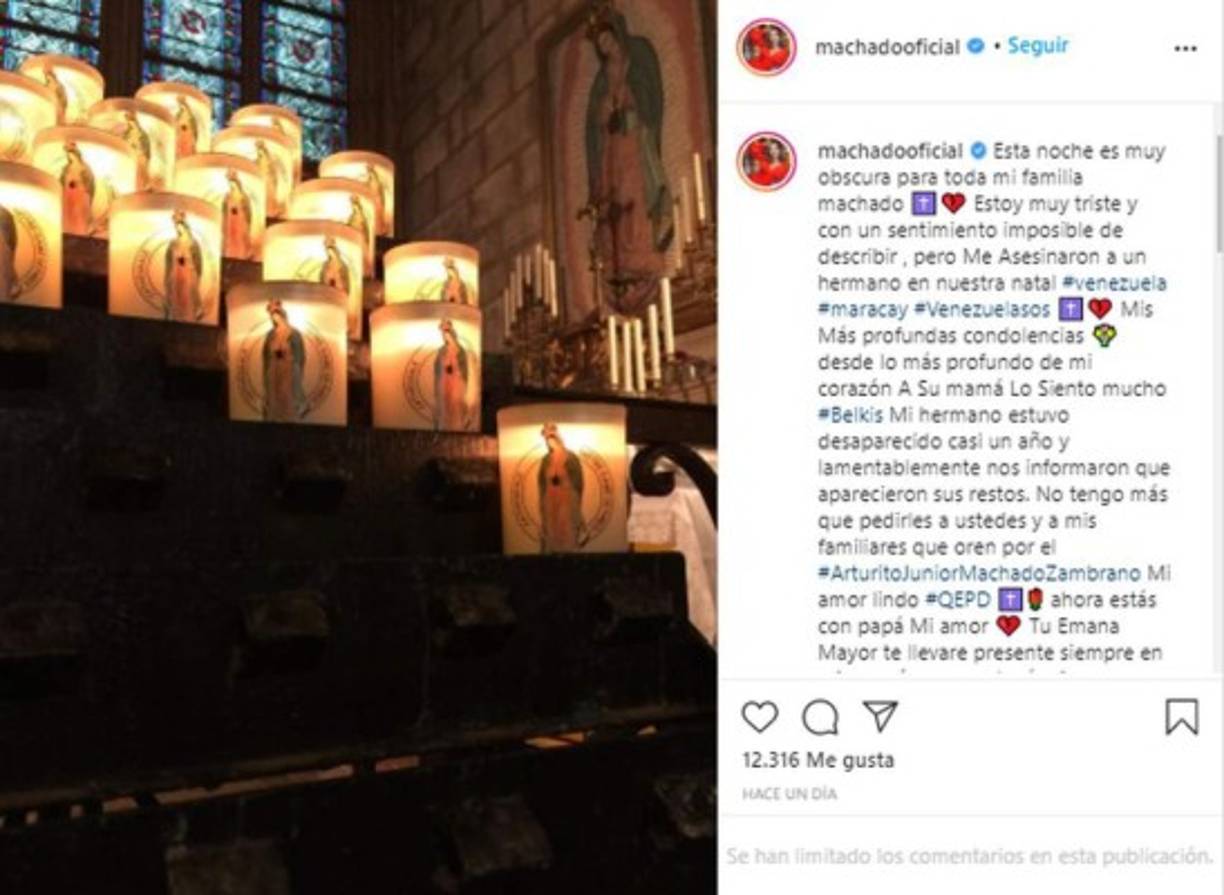 Acompañando unas fotos de veladoras con la imagen de la Virgen de Guadalupe, la ex Miss Universo 1996 explicó que el fallecido es uno de los hijos que tuvo su padre, Arturo Machado, después del divorcio de su madre.