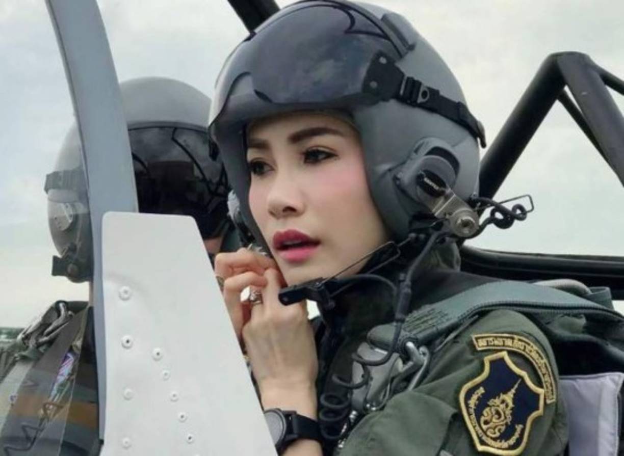 Muchos ciudadanos tailandeses incriminan a Rama X y su corte de los culpables de la misteriosa desaparición.