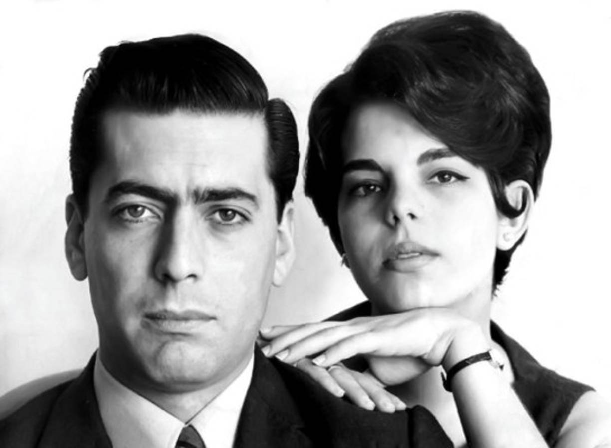 El matrimonio no fue apreciado por los parientes del literato y tuvo que separarse. Posteriormente se casó con Patricia Llosa Urquidi, nueve años menor que él y prima segunda por parte de su madre. En 2016 se separaron.<br/><br/>En la imagen el novelista junto a Patricia Llosa Urquidi.