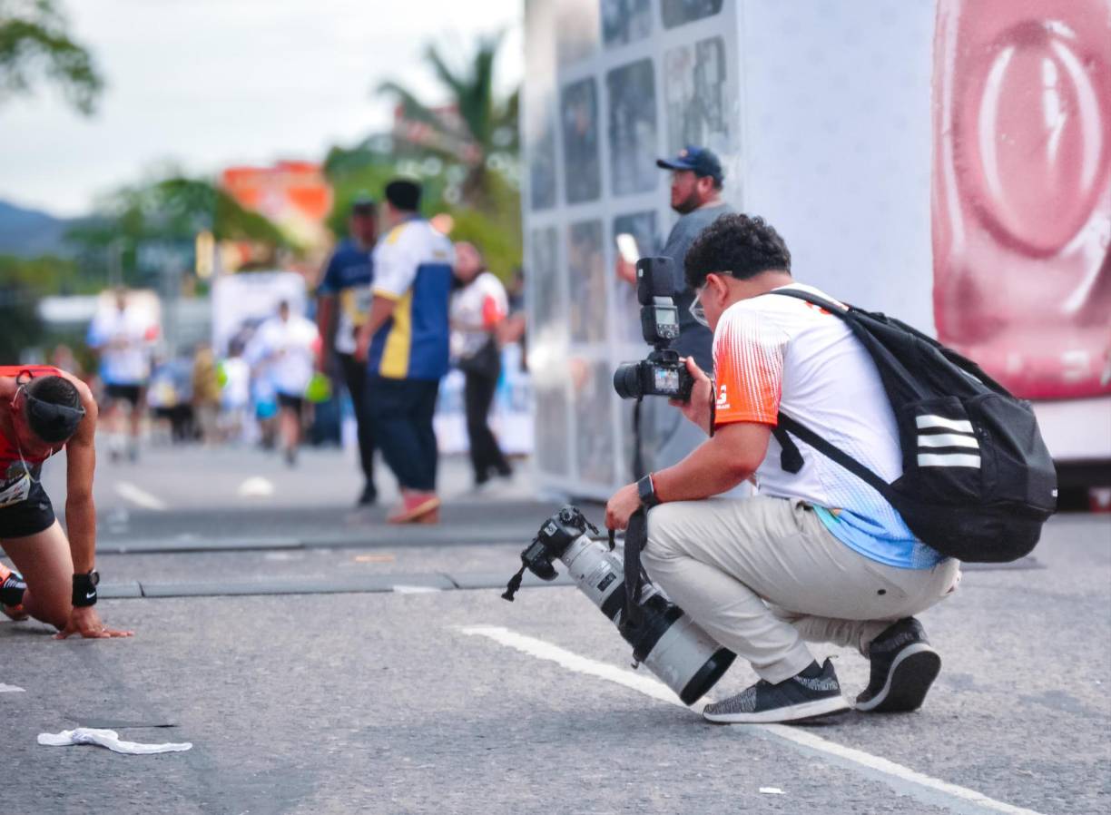 Ellos son los fotógrafos y camarógrafos más reconocidos de la zona norte de Honduras