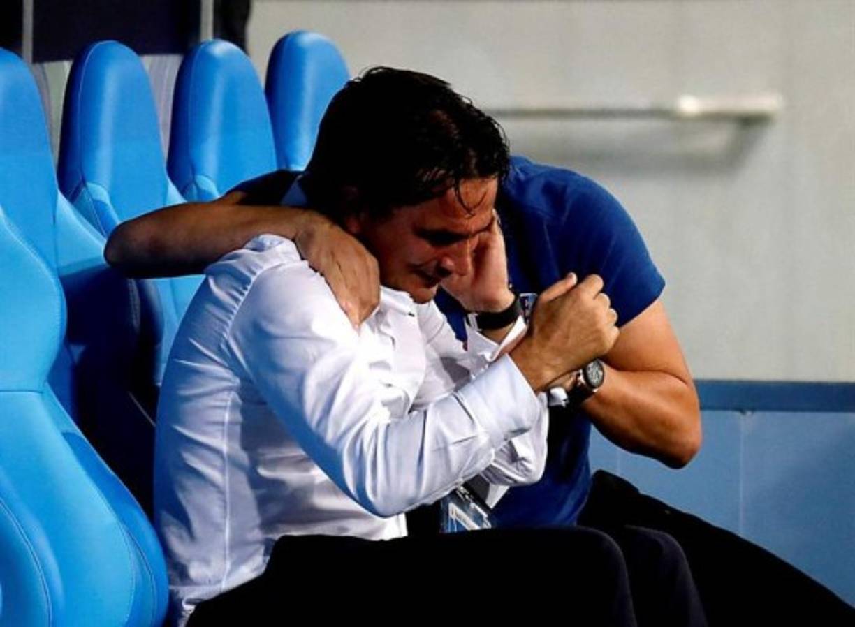 Croacia atravesaba una crisis. Tras el empate 1-1 de local ante el débil Finlandia, los dirigentes echaron a Ante Cacic y le dieron la confianza a Dalic.