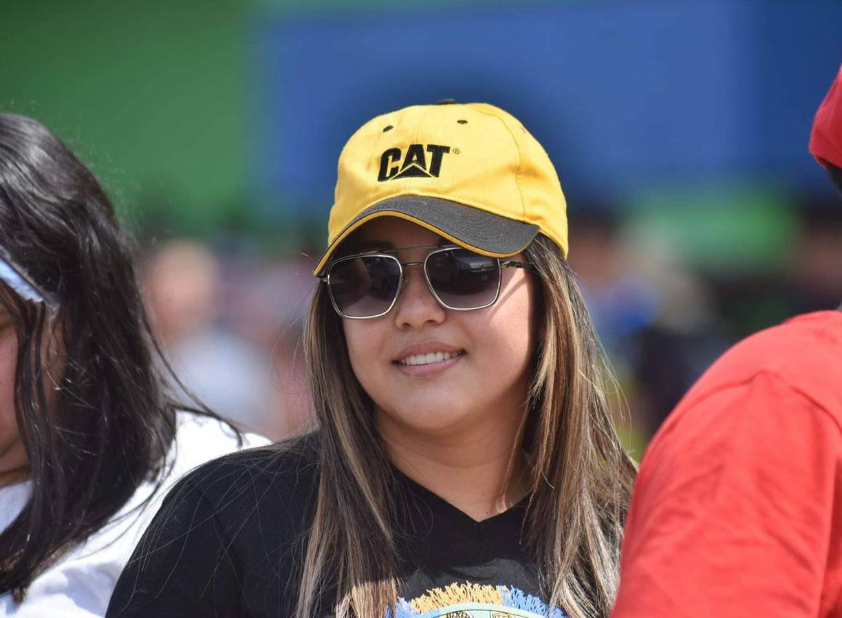 Mujer policía cautiva: Las bellas chicas de la final de ida Olancho-Olimpia
