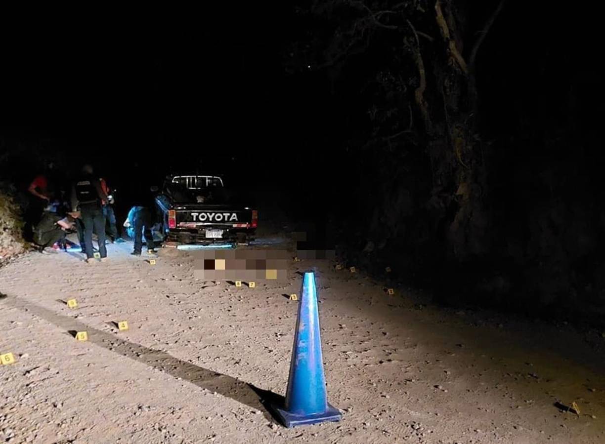 Nueve personas que se conducían en un vehículo fueron asesinadas la noche de ayer lunes en una aldea del departamento de Comayagua, región central de Honduras. 