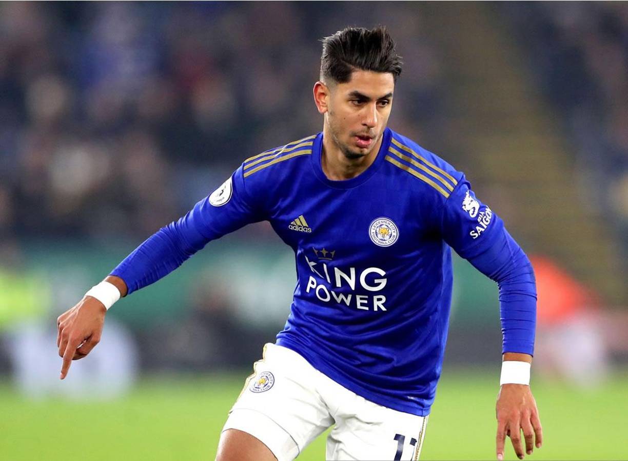 La Real Sociedad estaría negociando con Ayoze Pérez, atacante español del Leicester City, cuyo contrato acaba en 2023, afirma el periodista experto en fútbol internacional Ekrem Konur. Los donostiarras buscan reforzarse tras la salida de Alexander Isak al Newcastle.