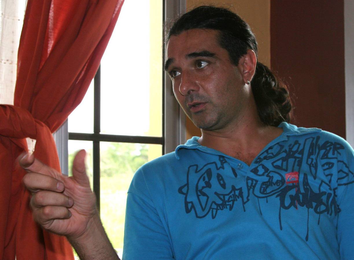 En una entrevista a Diario LA PRENSA, Diego Vázquez confesó que al principio le molestaba que le llamarán ‘La Barbie’ porque dudaban de su virilidad, pero luego con el tiempo se fue acostumbrando.