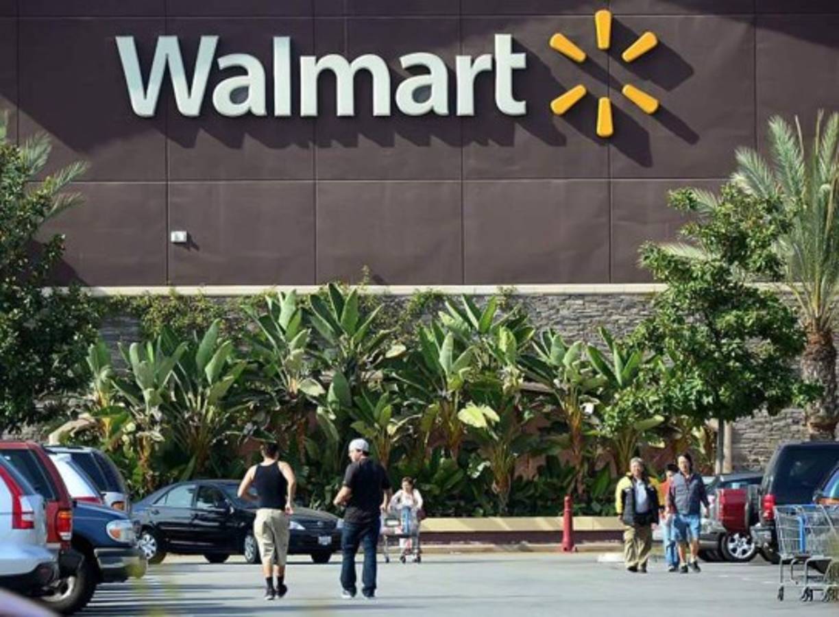 Una tienda Walmart, un hotel y cuatro gasolineras forman parte de la lista de proyectos que se desarrollarán este año en la ciudad. La alcaldía continúa impulsando las inversiones privadas a través de las facilidades en los permisos de construcción, con el objetivo de que San Pedro Sula se desarrolle en los planos habitacional y comercial.