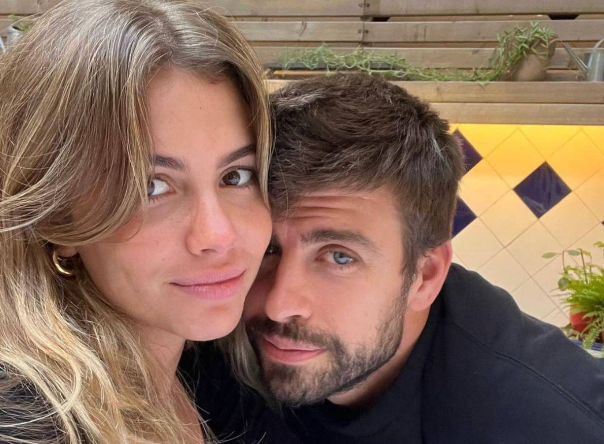 El exfutbolista y su nueva pareja estarían envueltos en una nueva controversia y muchos internautas aseguran que fue por Shakira.