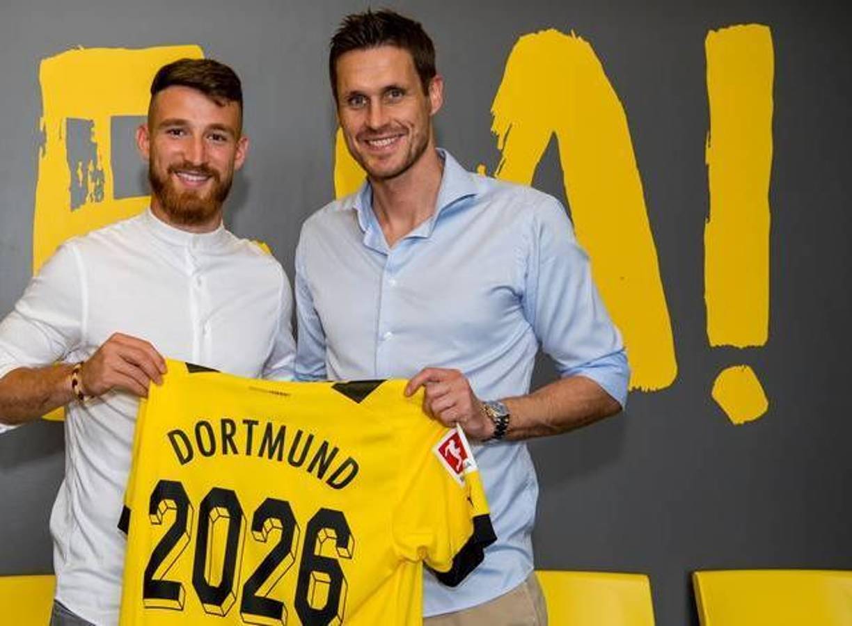 El Borussia Dortmund ha fichado al mediocentro turco Salih Özcan por 5.000.000 €. Firma hasta junio del 2026 y llega procedente del Colonia.