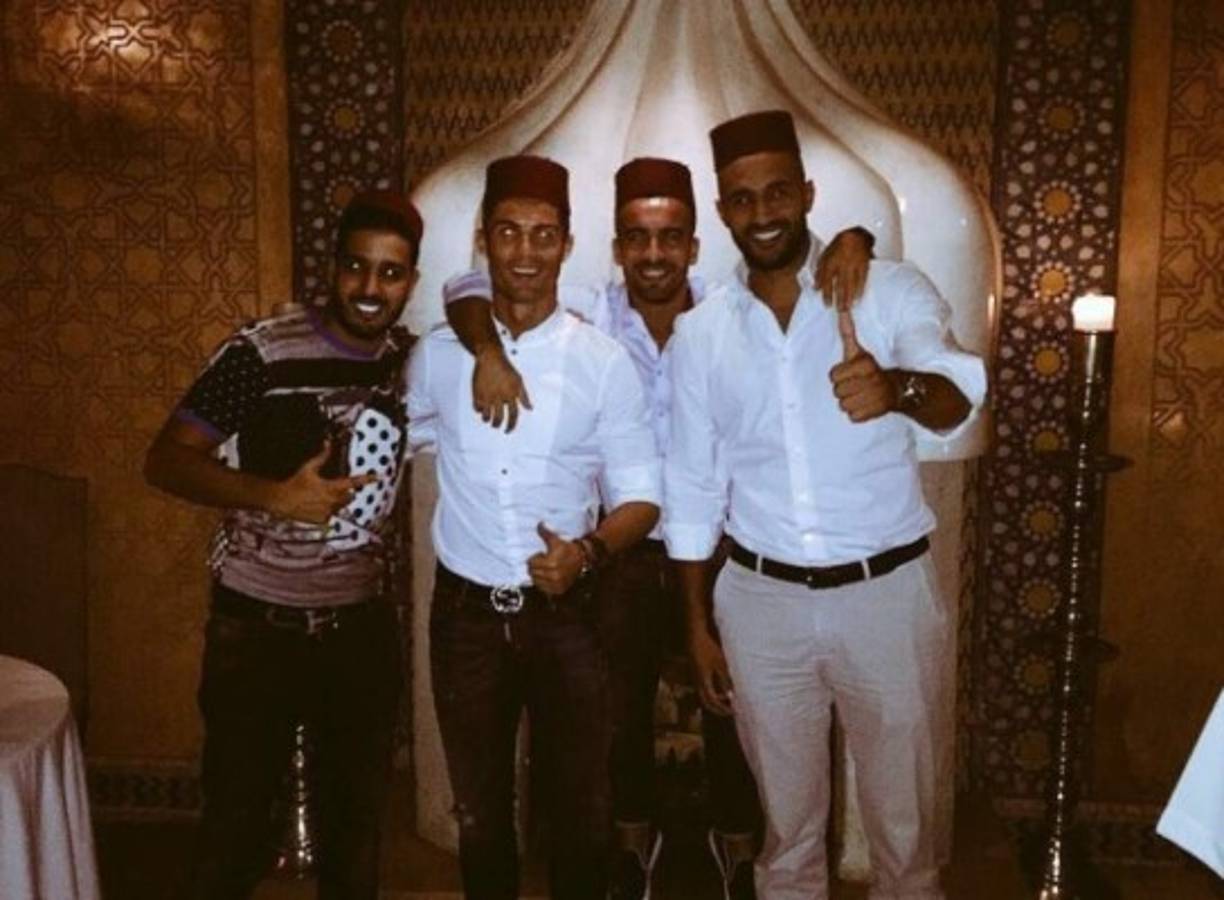 Cristiano es una persona que cuenta con varios amigos.