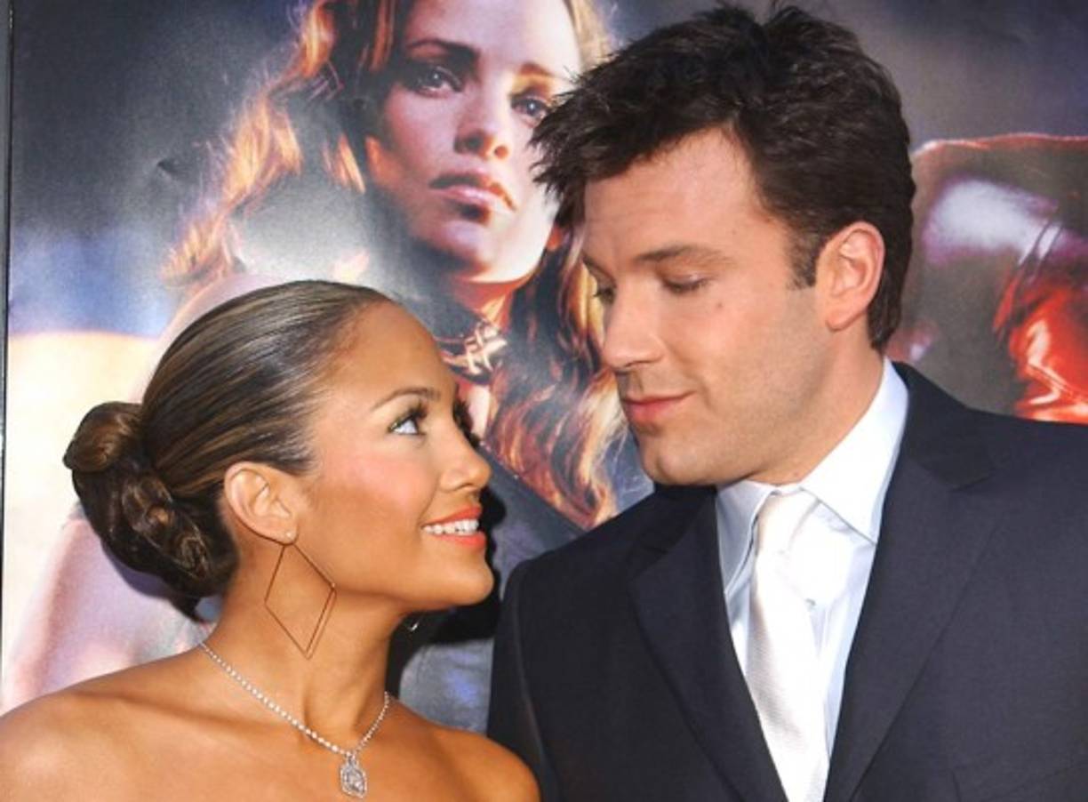4. Jennifer López escribió una canción sobre Ben Affleck<br/>Ben Affleck y Jennifer López fueron novios entre 2002 y 2004, y ahora le han dado una nueva oportunidad a su historia de amor. Sin embargo, cuando Ben y Jen terminaron la primera vez, ella cantó sobre el ícono de Hollywood en su tema 'Dear Ben'. La letra decía: “Creo que Dios te hizo para mí, una mezcla de apasionadas fidelidades. Escribo esta canción para hacerte saber que siempre serás mi lujuria, mi amor, mi hombre, mi hijo, mi amigo y mi rey”.<br/>