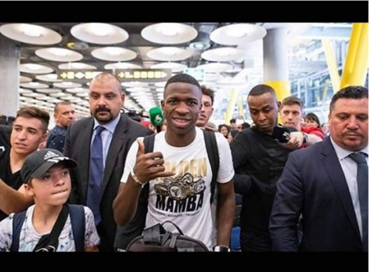 Vinicius Júnior arribó este sábado a Madrid para unirse al Real Madrid. El lunes comienza la pretemporada.