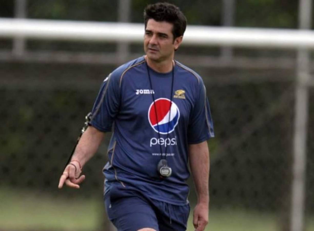 “El pelo me lo corté cuando tenía 40 años y estaba en Argentina. Llevaba a mi hijo a la escuela y me miraban de reojo porque ese look no se usa más”, confesó.