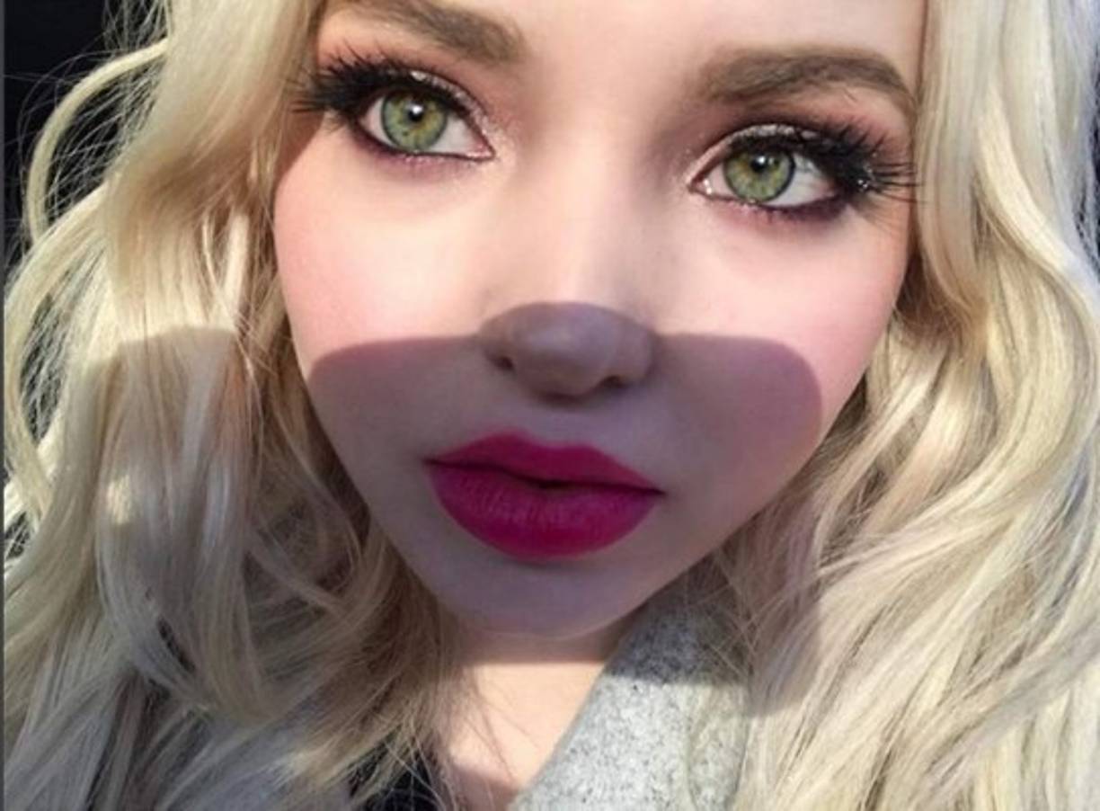 En la actualidad Dove Cameron tiene pensado casarse con su novio Ryan McCartan.