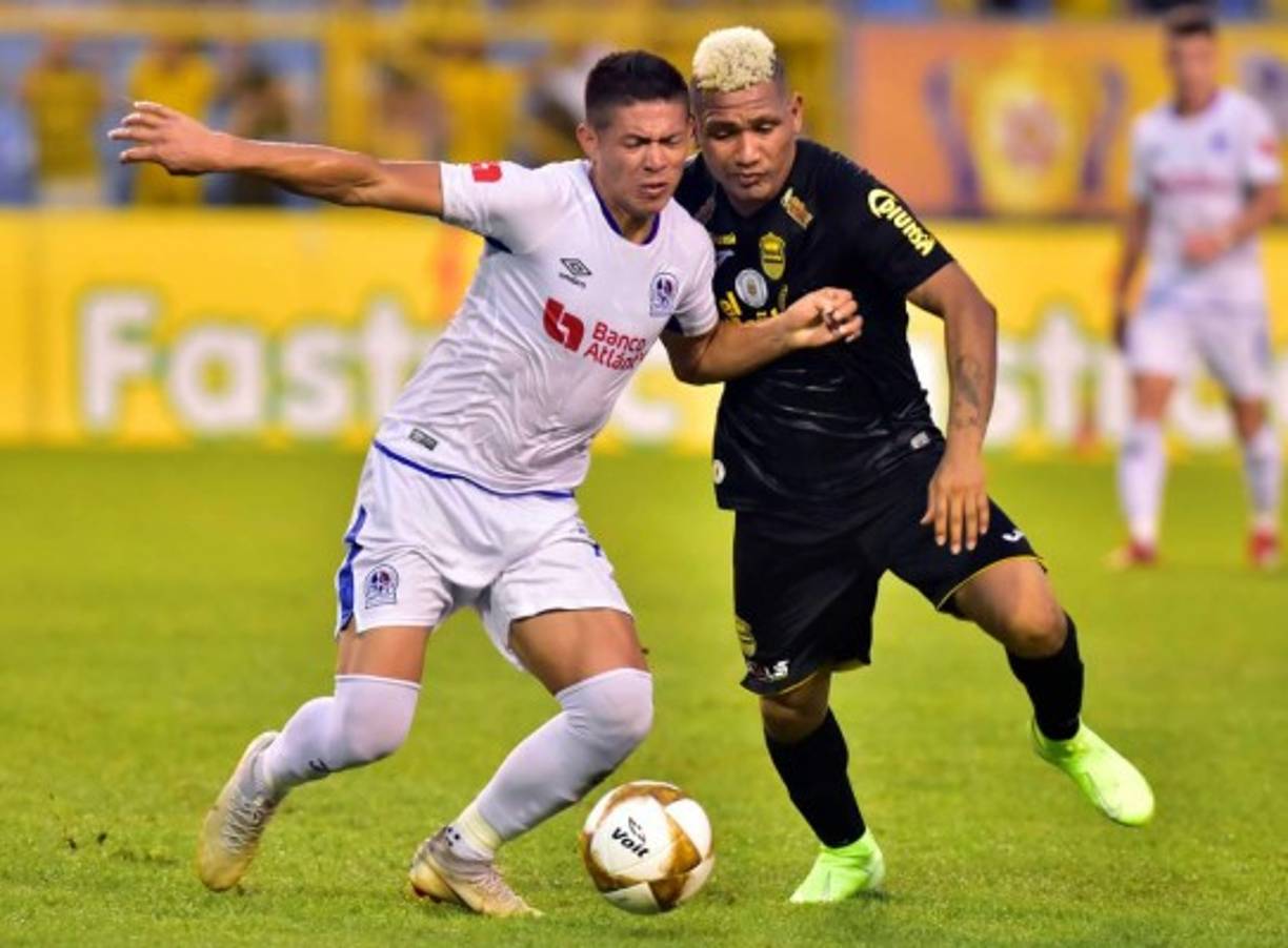 Jonathan Paz - El defensa central seguirá comandando la zona baja del Olimpia ante la baja de Jonathan Ferrari, quien no se ha recuperado al cien por ciento de su lesión.