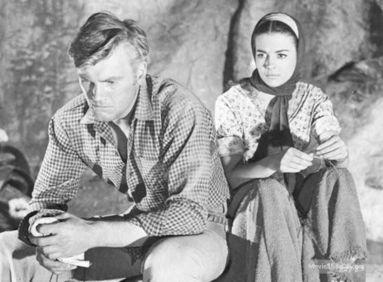 Hunter saltó a la fama por su actuación en películas como 'Colinas ardientes' (1956), 'Malditos yanquis' (1958), 'Pistolas hostiles' (1967),<br/>'No importa morir' (1969) y 'Grease 2' (1982), continuación de 'Grase' del año 1978, que protagonizaron Michelle Pfeiffer y Maxwell Caulfield.