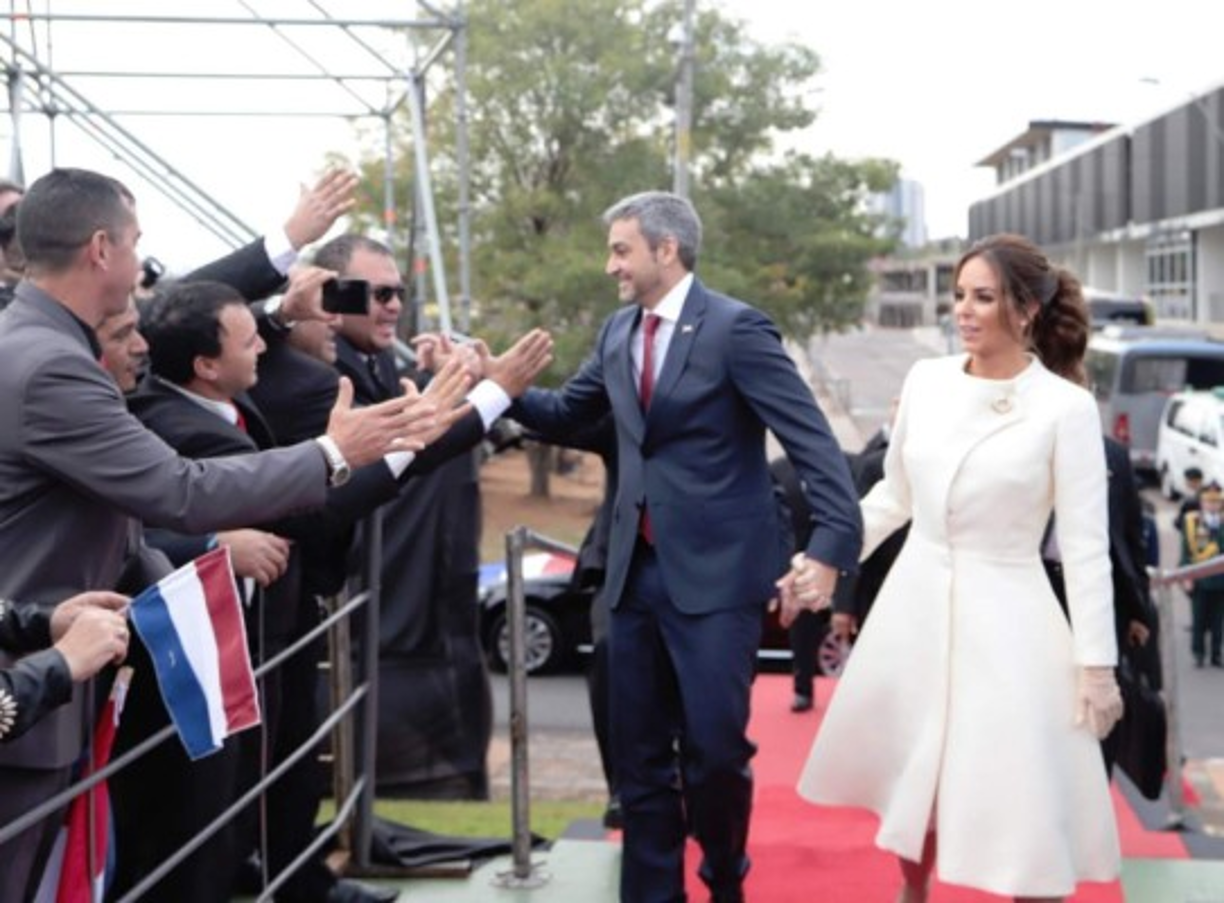Tras graduarse de la carrera de Mercadotecnia, Silvana se casó con el ganadero José Félix Ugarte, con quien tuvo tres hijos.