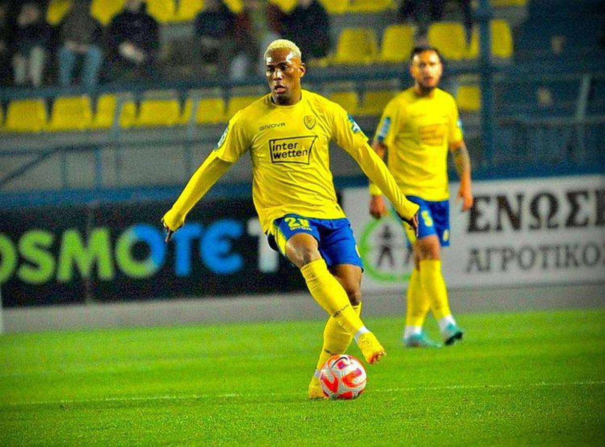 El exjugador del Olimpia sorprendió al salir del Panetolikos de Grecia donde era uno de los habituales titulares.