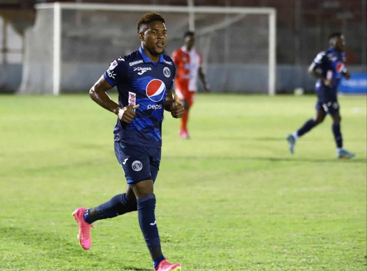 5. Yeison Mejía - Si bien no atraviesa por un buen momento con el Motagua, el extremo izquierdo juega en el mismo puesto que Quioto y Rueda lo conoce.